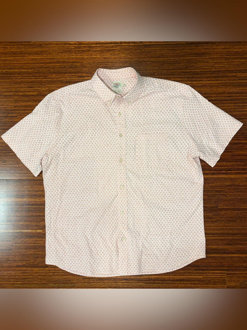 Faherty Brand Organic Cotton Pink Scallop Short-Sleeve Button-Down Shirt